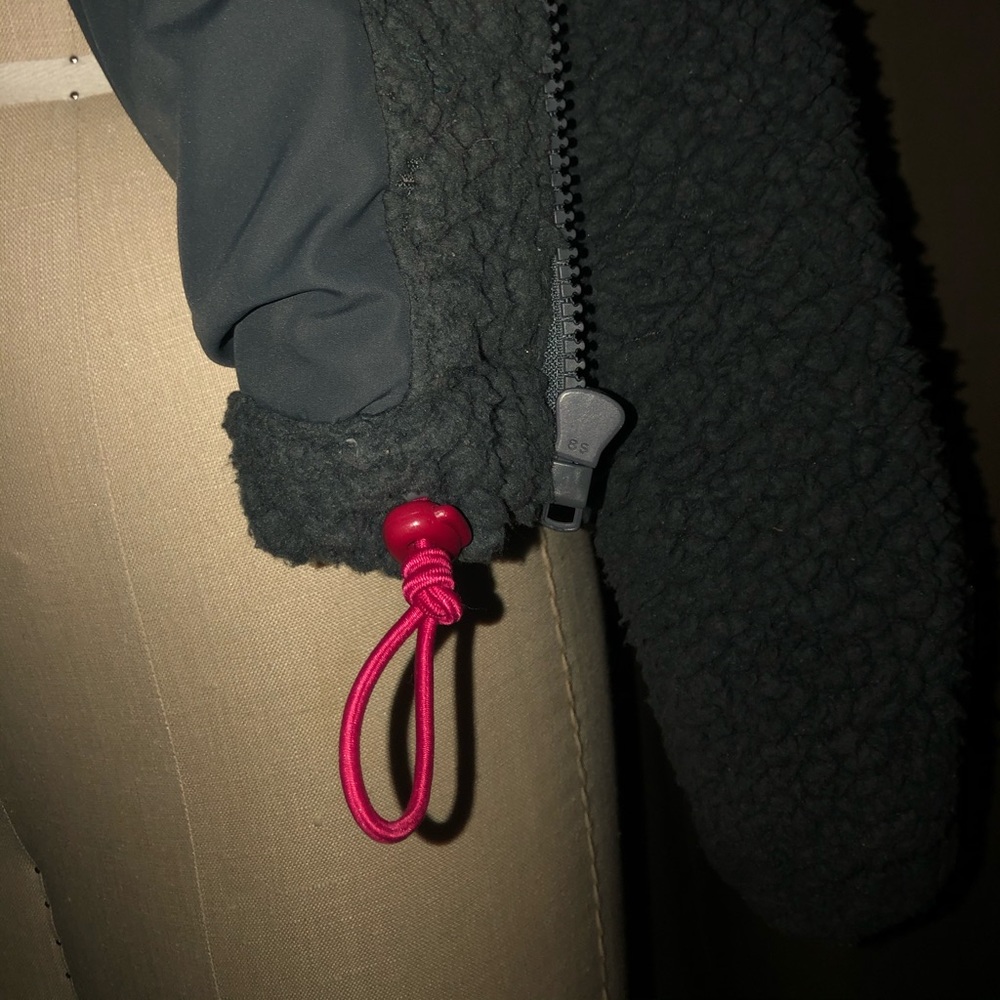 Fluffy jacket - Picture 5 of 6